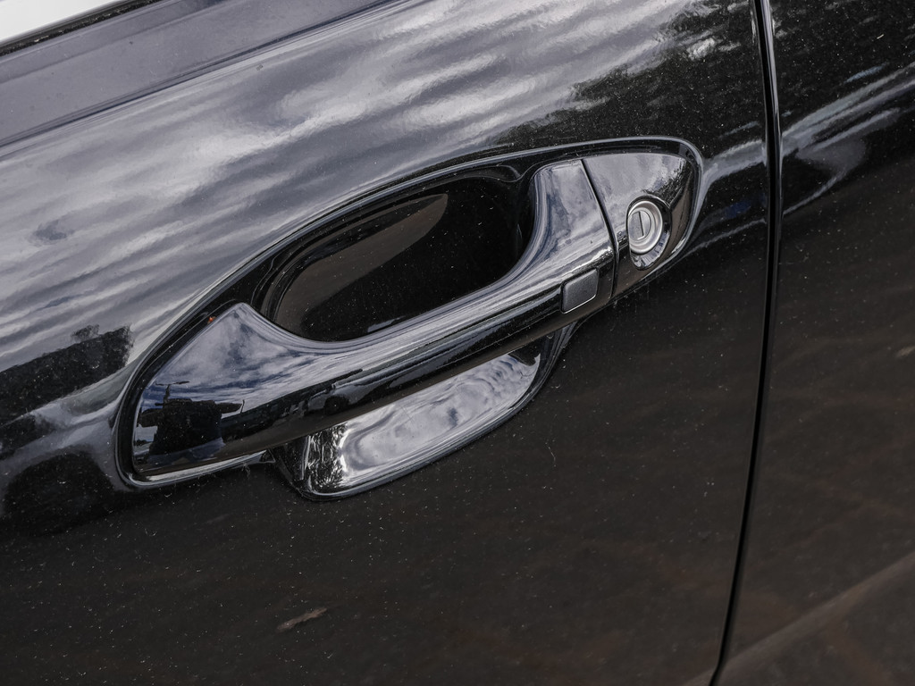 Fahrzeugansicht KIA Stonic 1.0 T-GDI Platinum Edition EUR - Bild 2