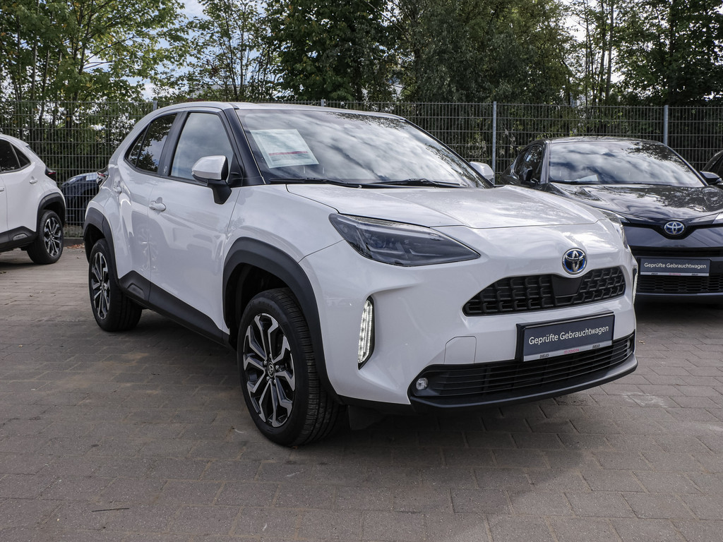 Fahrzeugansicht TOYOTA Yaris Cross 1.5 Hybrid FWD Team Deutschland - Bild 23