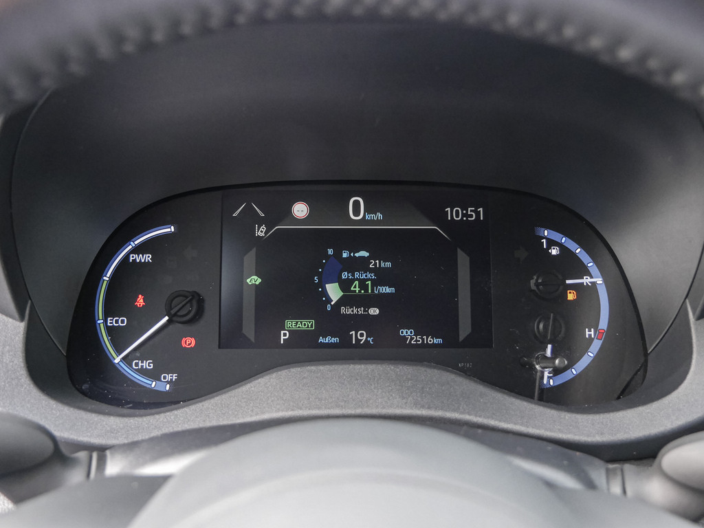 Fahrzeugansicht TOYOTA Yaris Cross 1.5 Hybrid FWD Team Deutschland - Bild 24