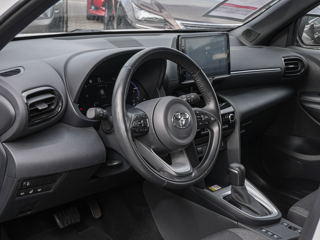 Fahrzeugansicht TOYOTA Yaris Cross 1.5 Hybrid FWD Team Deutschland - Bild 32