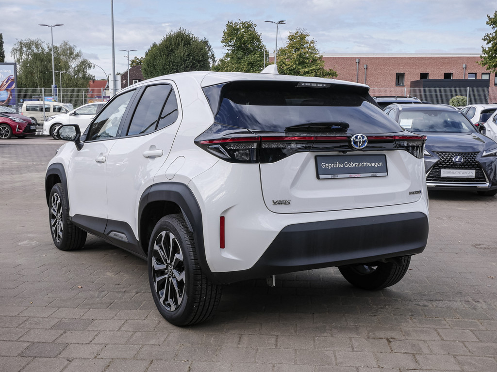 Fahrzeugansicht TOYOTA Yaris Cross 1.5 Hybrid FWD Team Deutschland - Bild 40