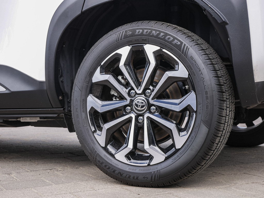 Fahrzeugansicht TOYOTA Yaris Cross 1.5 Hybrid FWD Team Deutschland - Bild 41