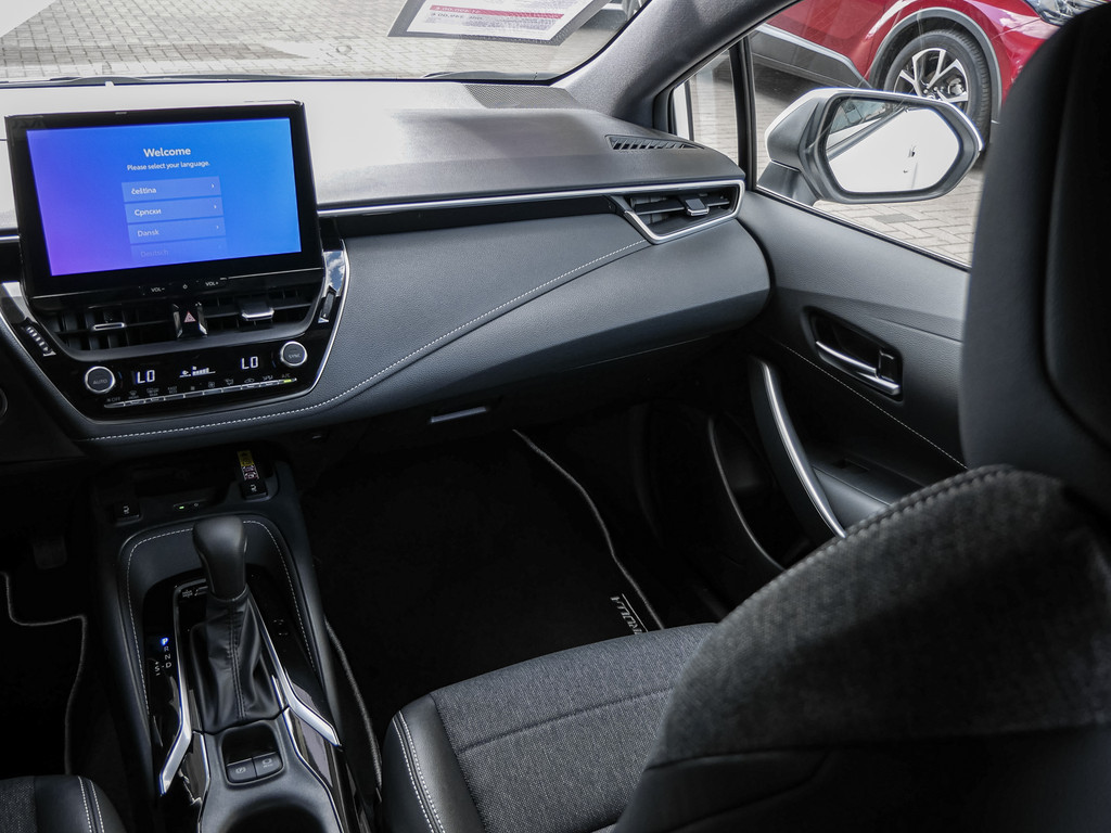 Fahrzeugansicht TOYOTA Corolla Touring Sports 2.0 Hybrid Teamplayer - Bild 8