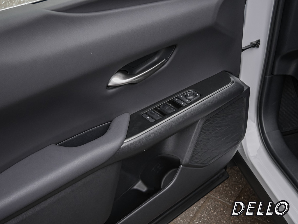 Fahrzeugansicht LEXUS UX 2.0 300 h - Bild 35