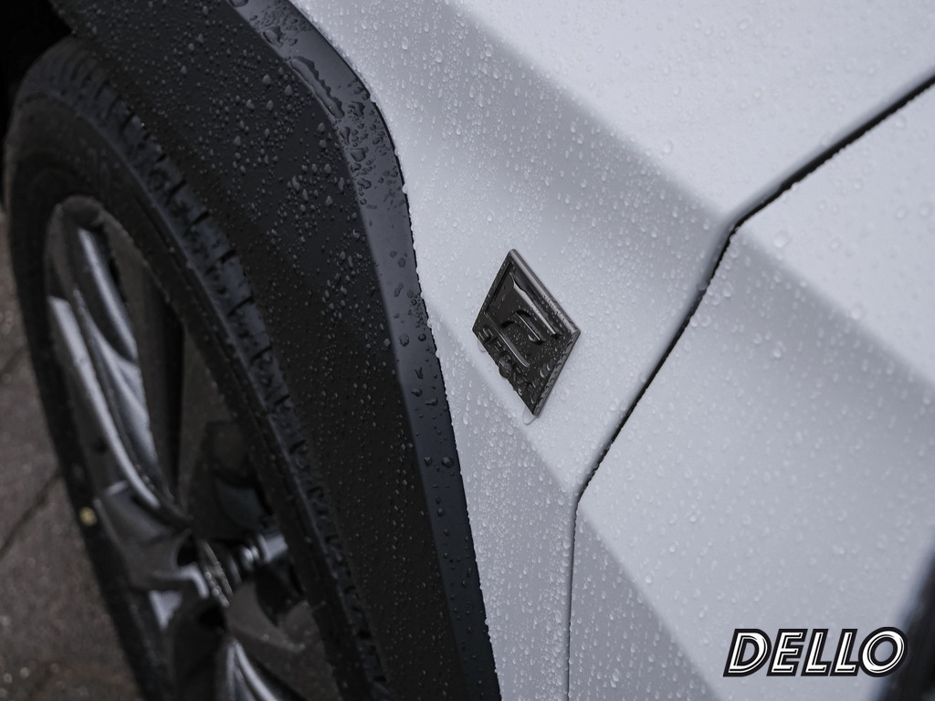 Fahrzeugansicht LEXUS UX 2.0 300 h - Bild 40