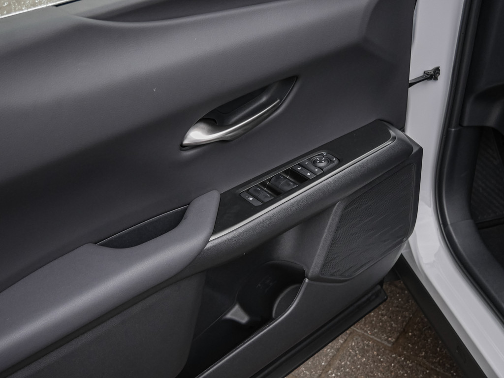 Fahrzeugansicht LEXUS UX 300 h F Sport Design - Bild 35