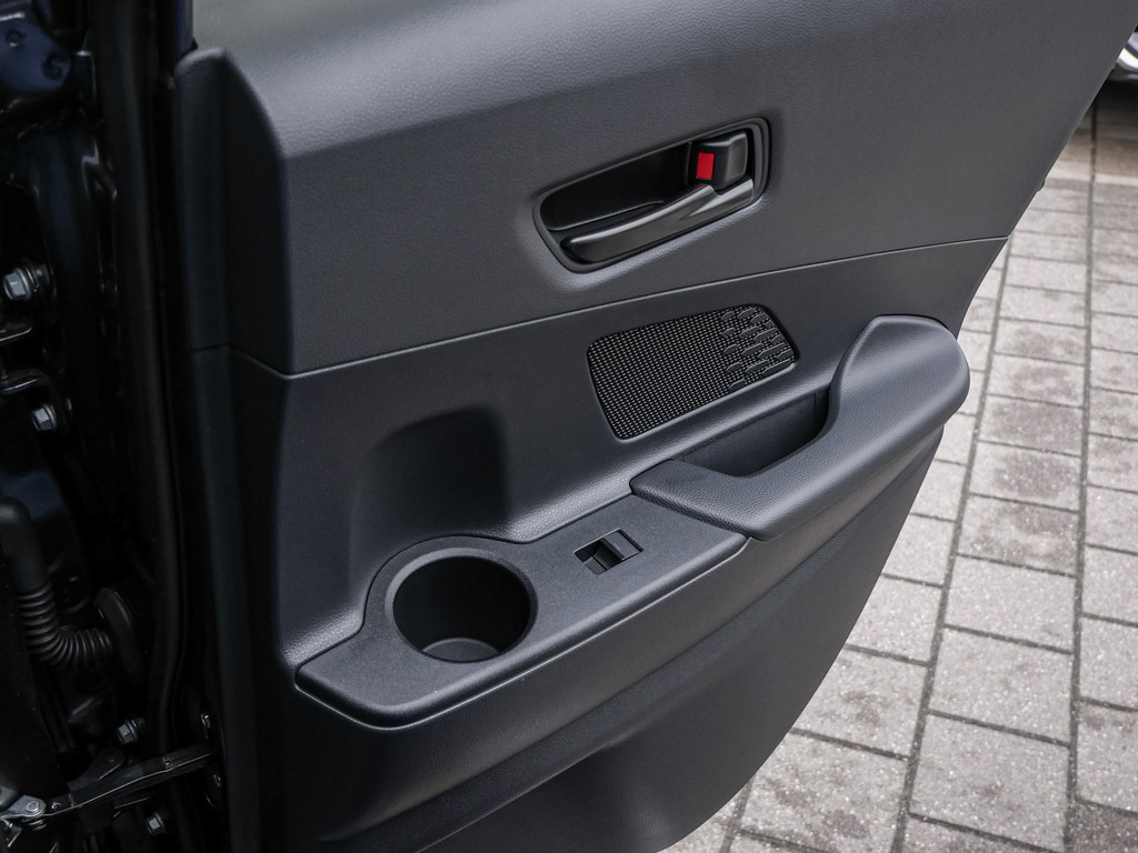 Fahrzeugansicht TOYOTA C-HR 2.0 Plug-In Hybrid FWD Lounge - Bild 10