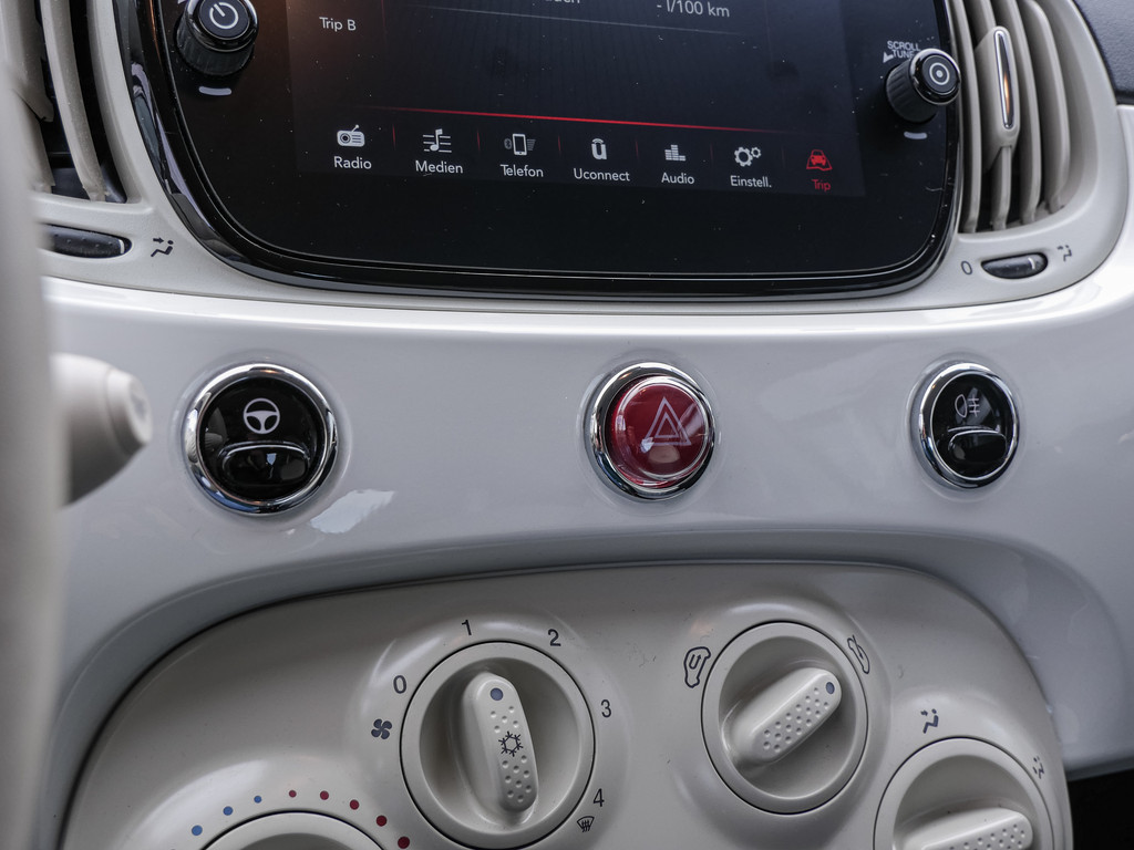 Fahrzeugansicht FIAT 500 1.2 Lounge - Bild 13