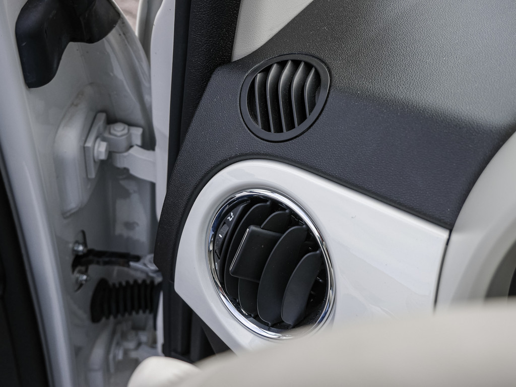 Fahrzeugansicht FIAT 500 1.2 Lounge - Bild 26