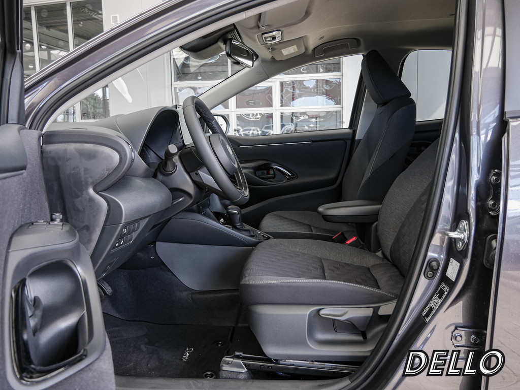 Fahrzeugansicht TOYOTA Yaris 1.5 Hybrid Teamplayer - Bild 4