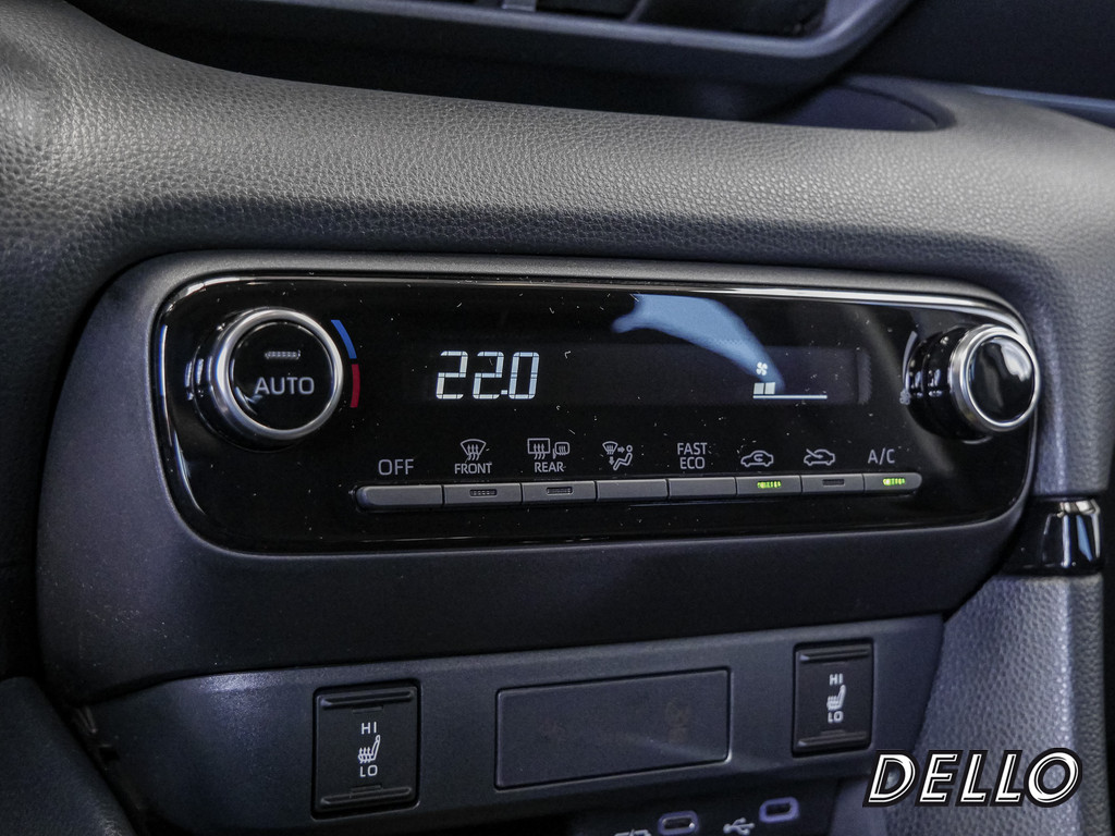 Fahrzeugansicht TOYOTA Yaris 1.5 Hybrid Teamplayer - Bild 18