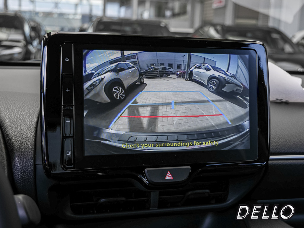 Fahrzeugansicht TOYOTA Yaris 1.5 Hybrid Teamplayer - Bild 17