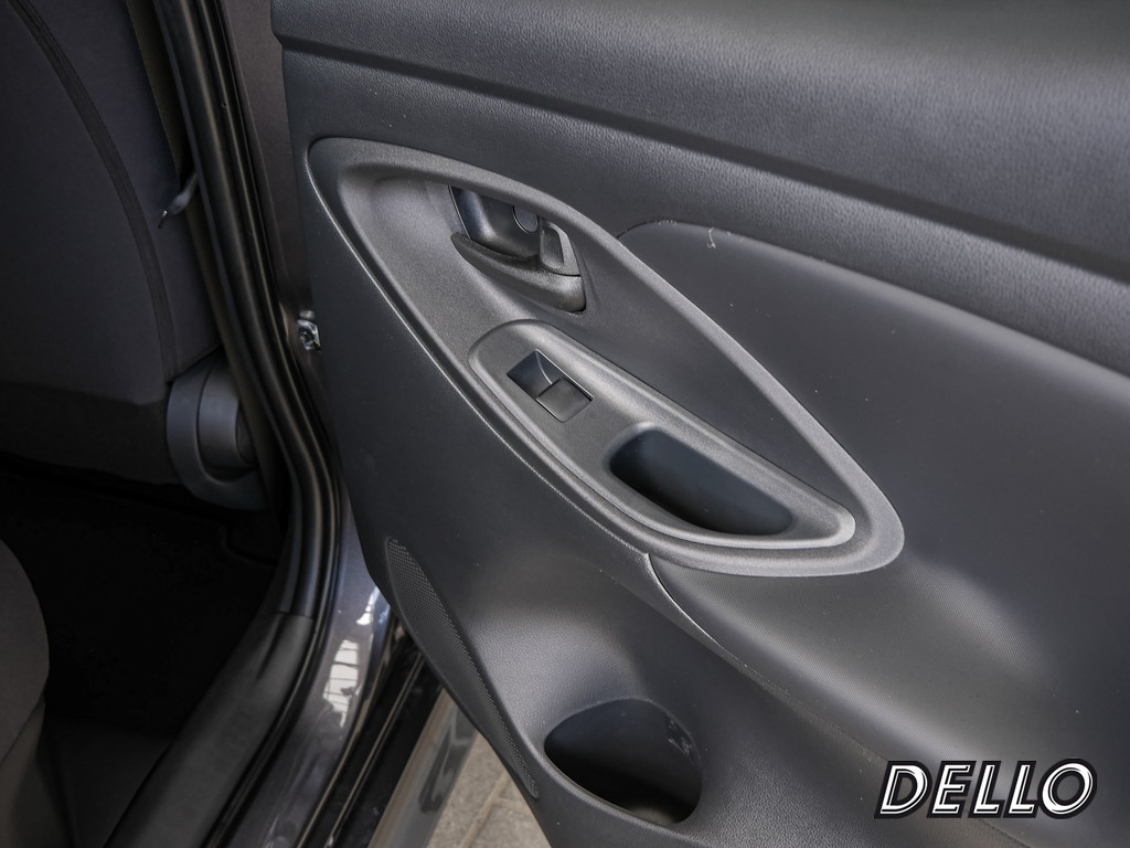 Fahrzeugansicht TOYOTA Yaris 1.5 Hybrid Teamplayer - Bild 8