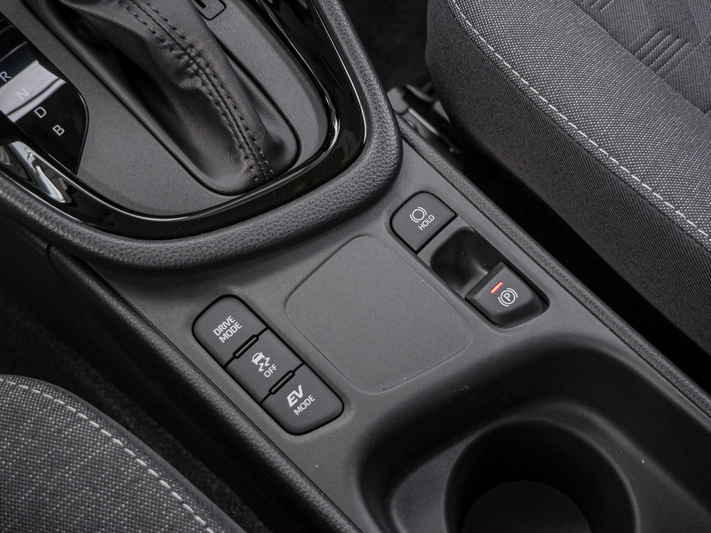 Fahrzeugansicht TOYOTA Yaris 1.5 Hybrid Teamplayer - Bild 22