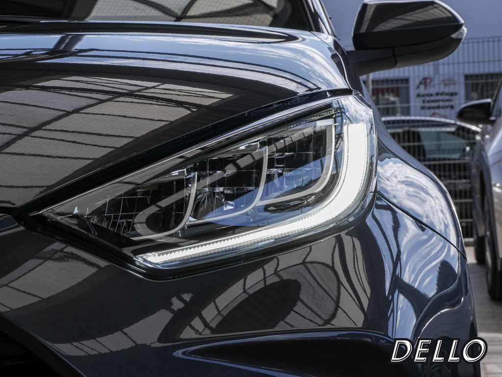 Fahrzeugansicht TOYOTA Yaris 1.5 Hybrid Teamplayer - Bild 42