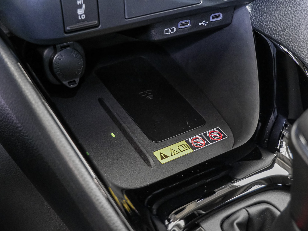 Fahrzeugansicht TOYOTA Yaris 1.5 Hybrid Teamplayer - Bild 20