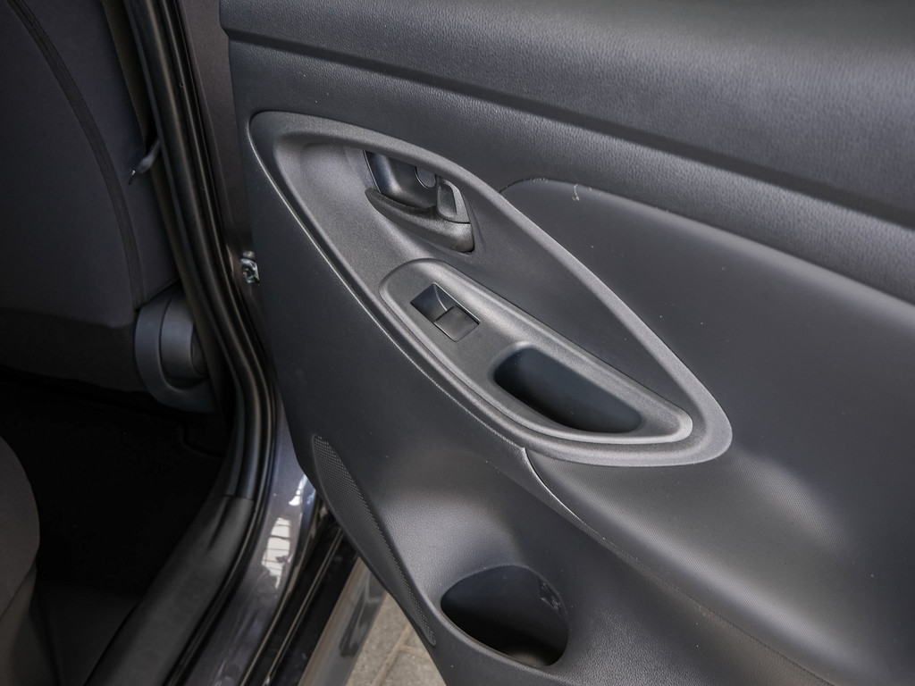 Fahrzeugansicht TOYOTA Yaris 1.5 Hybrid Teamplayer - Bild 8