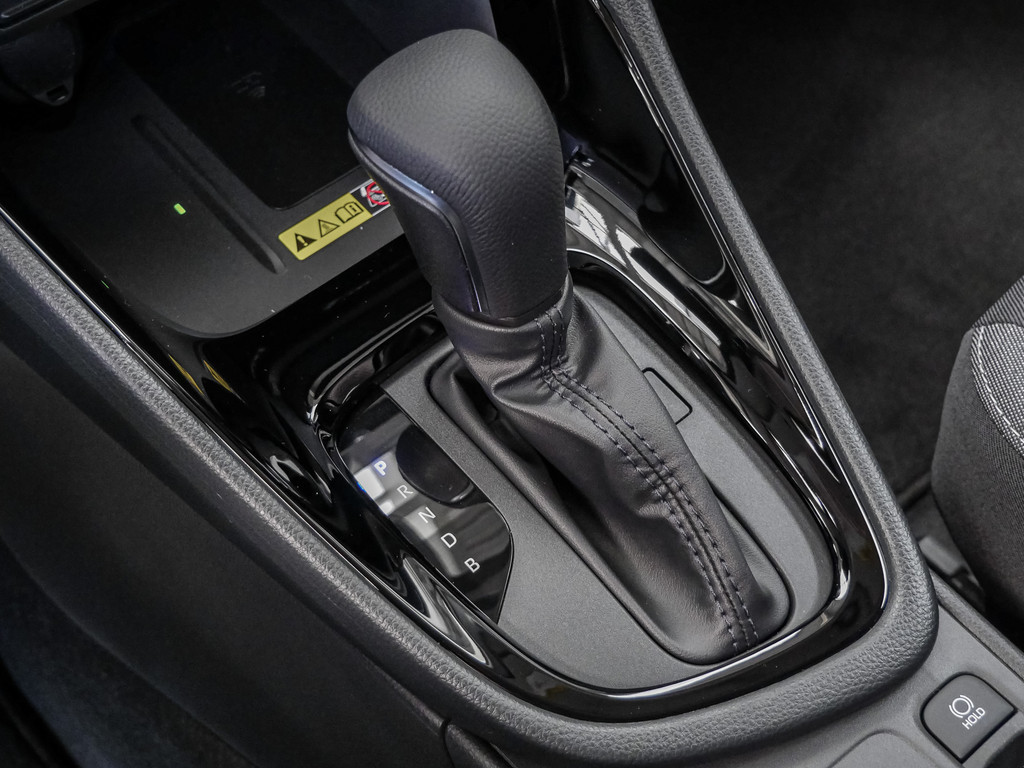 Fahrzeugansicht TOYOTA Yaris 1.5 Hybrid Teamplayer - Bild 21