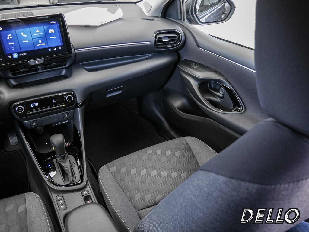 Fahrzeugansicht TOYOTA Yaris 1.5 Hybrid Teamplayer - Bild 11