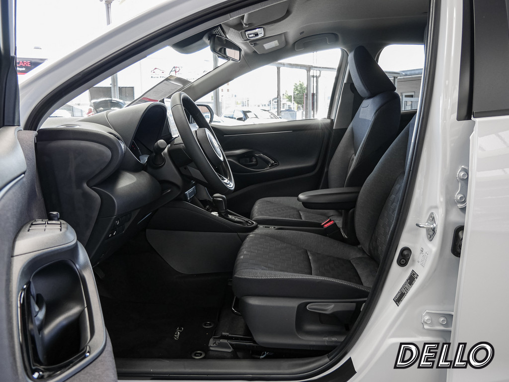 Fahrzeugansicht TOYOTA Yaris 1.5 Hybrid Teamplayer - Bild 5