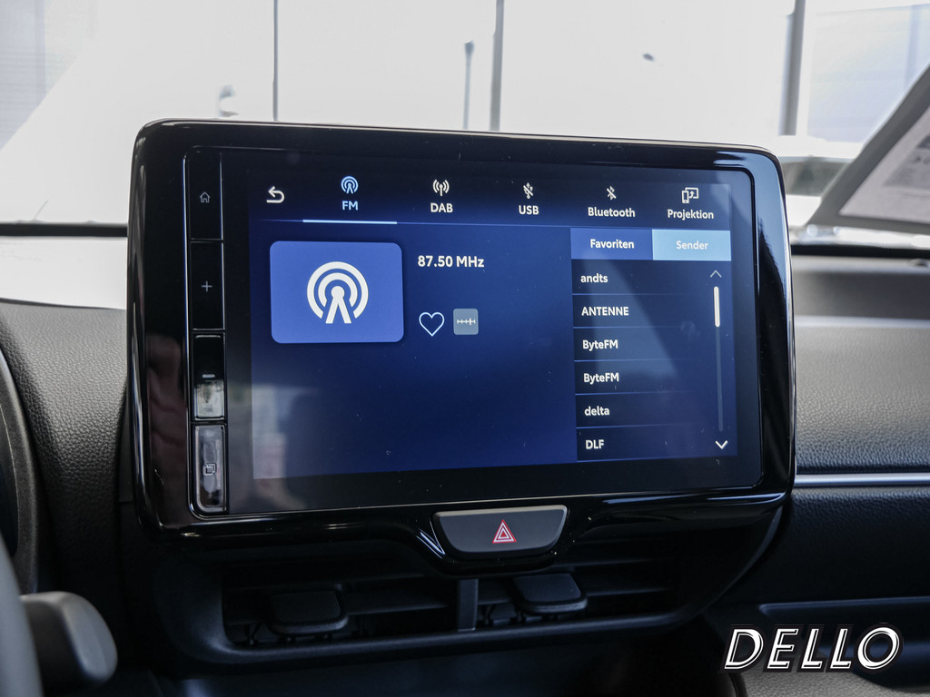 Fahrzeugansicht TOYOTA Yaris 1.5 Hybrid Teamplayer - Bild 16