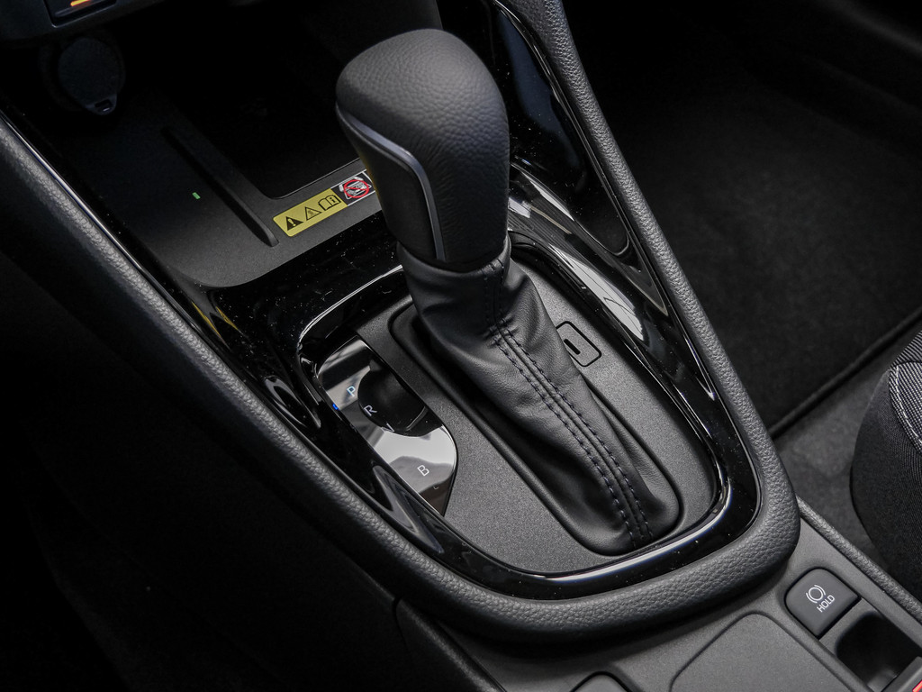 Fahrzeugansicht TOYOTA Yaris 1.5 Hybrid Teamplayer - Bild 21