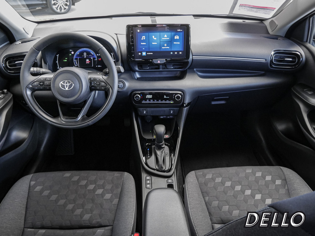 Fahrzeugansicht TOYOTA Yaris 1.5 Hybrid Teamplayer - Bild 9