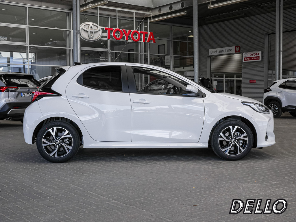 Fahrzeugansicht TOYOTA Yaris 1.5 Hybrid Teamplayer - Bild 34