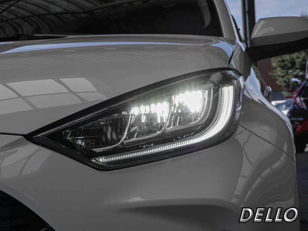 Fahrzeugansicht TOYOTA Yaris 1.5 Hybrid Teamplayer - Bild 2