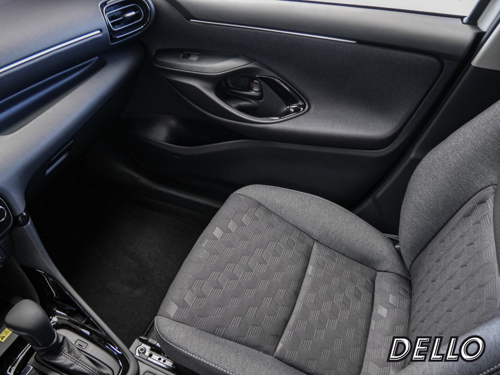 Fahrzeugansicht TOYOTA Yaris 1.5l Hybrid Teamplayer - Bild 24