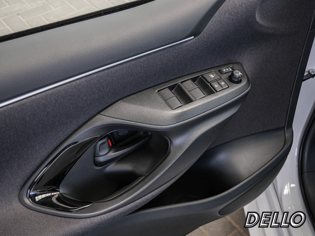 Fahrzeugansicht TOYOTA Yaris 1.5l Hybrid Teamplayer - Bild 38
