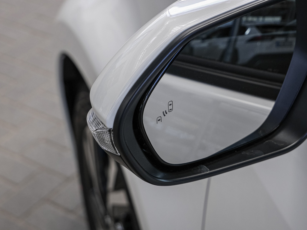 Fahrzeugansicht TOYOTA Yaris 1.5 Hybrid Teamplayer - Bild 4