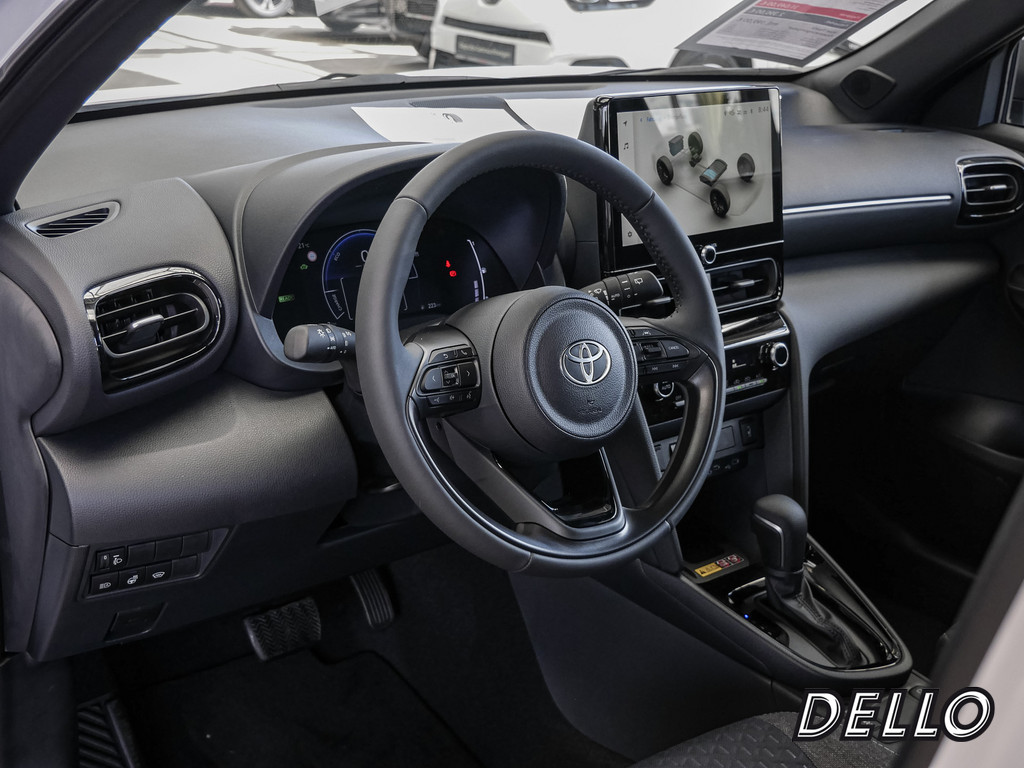 Fahrzeugansicht TOYOTA Yaris Cross Hybrid Teamplayer - Bild 35