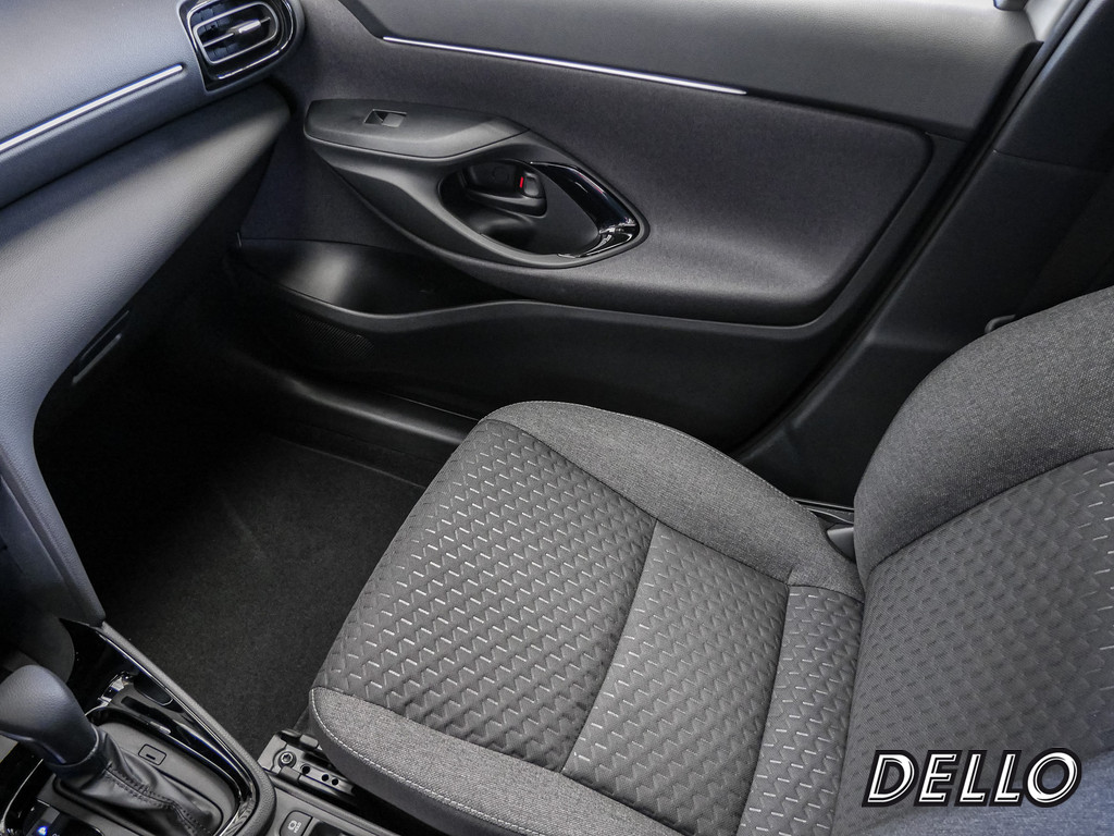 Fahrzeugansicht TOYOTA Yaris Cross 1.5 Hybrid FWD Teamplayer - Bild 24