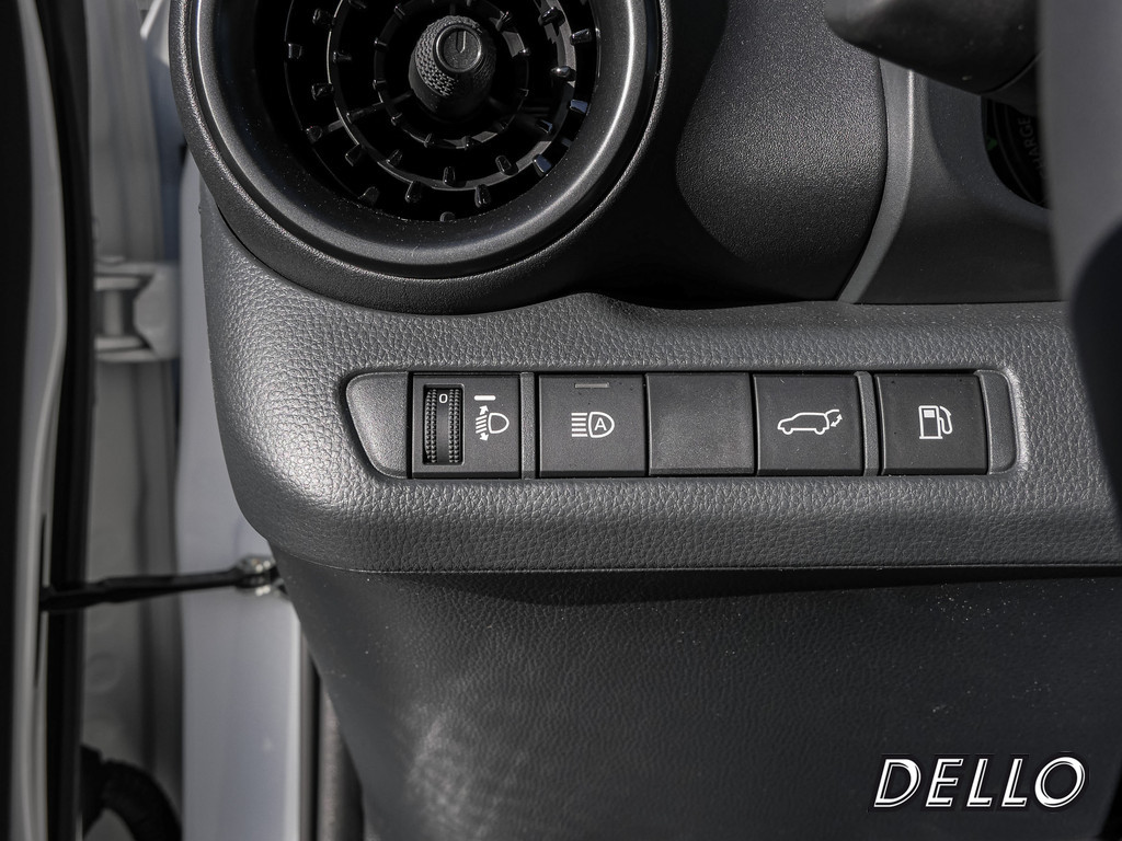 Fahrzeugansicht TOYOTA C-HR 1.8 Hybrid FWD Teamplayer - Bild 30