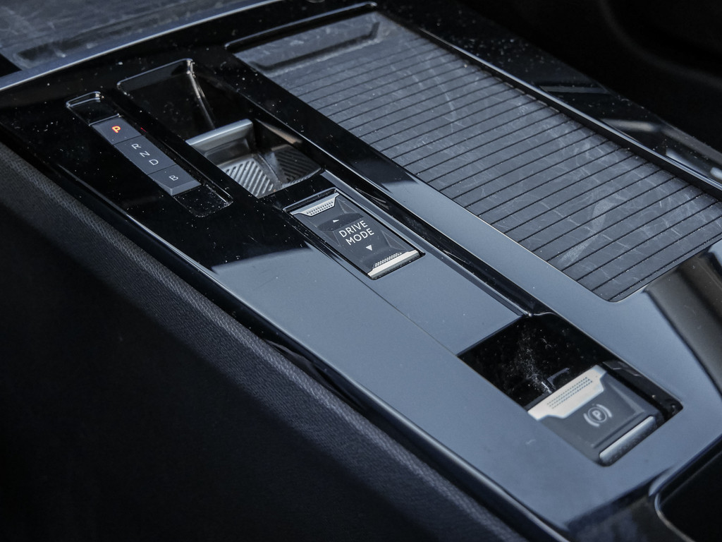 Fahrzeugansicht OPEL Astra L 5-trg. 1.6 Business Elegance Plug-in-Hybrid - Bild 15