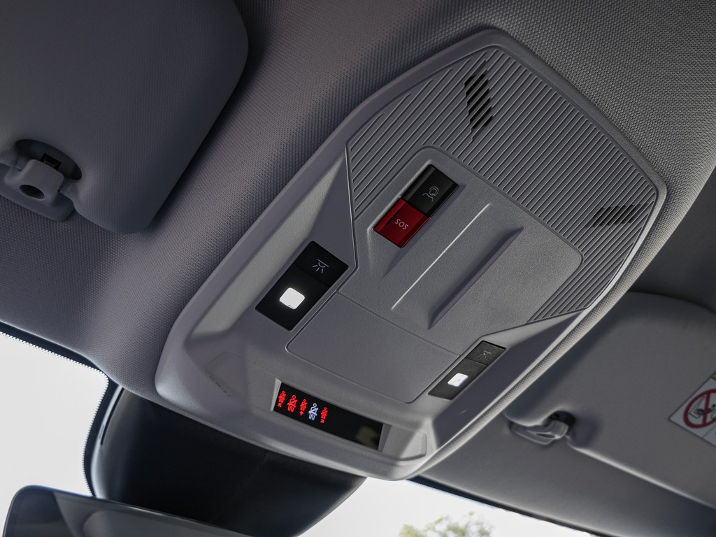 Fahrzeugansicht OPEL Astra L 5-trg. 1.6 Business Elegance Plug-in-Hybrid - Bild 17