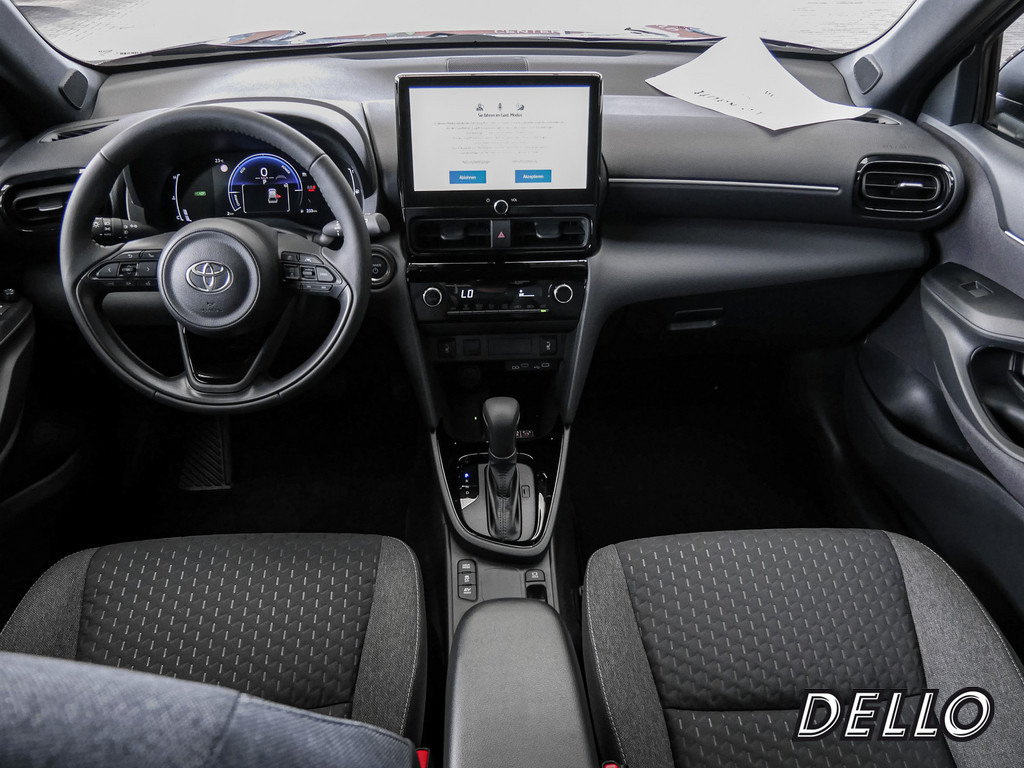 Fahrzeugansicht TOYOTA Yaris Cross Hybrid Teamplayer - Bild 9