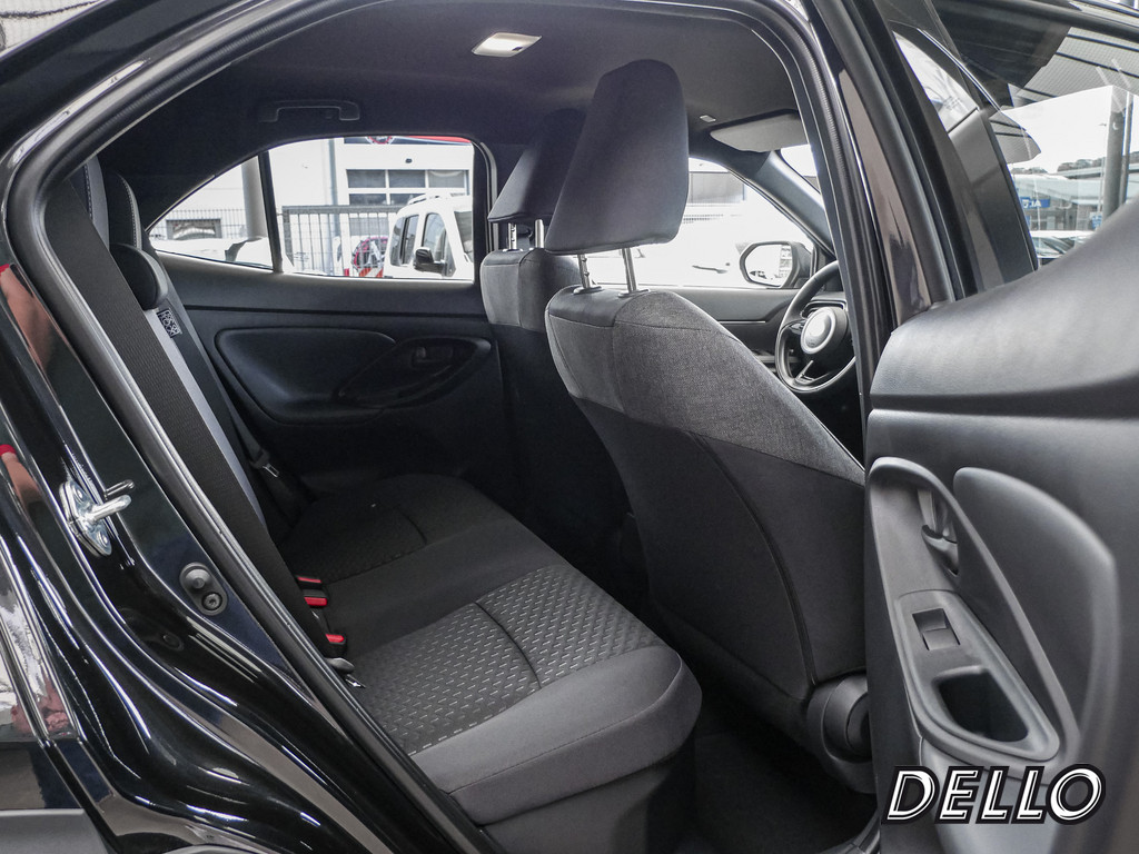 Fahrzeugansicht TOYOTA Yaris Cross Hybrid Teamplayer - Bild 7