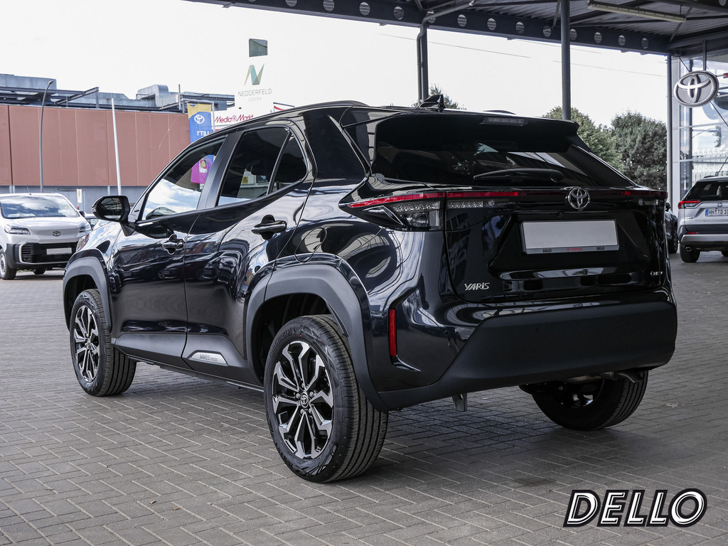 Fahrzeugansicht TOYOTA Yaris Cross Hybrid Teamplayer - Bild 41