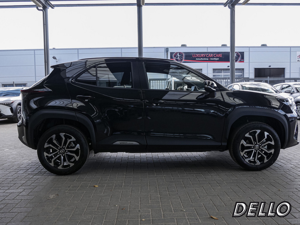 Fahrzeugansicht TOYOTA Yaris Cross Hybrid Teamplayer - Bild 34
