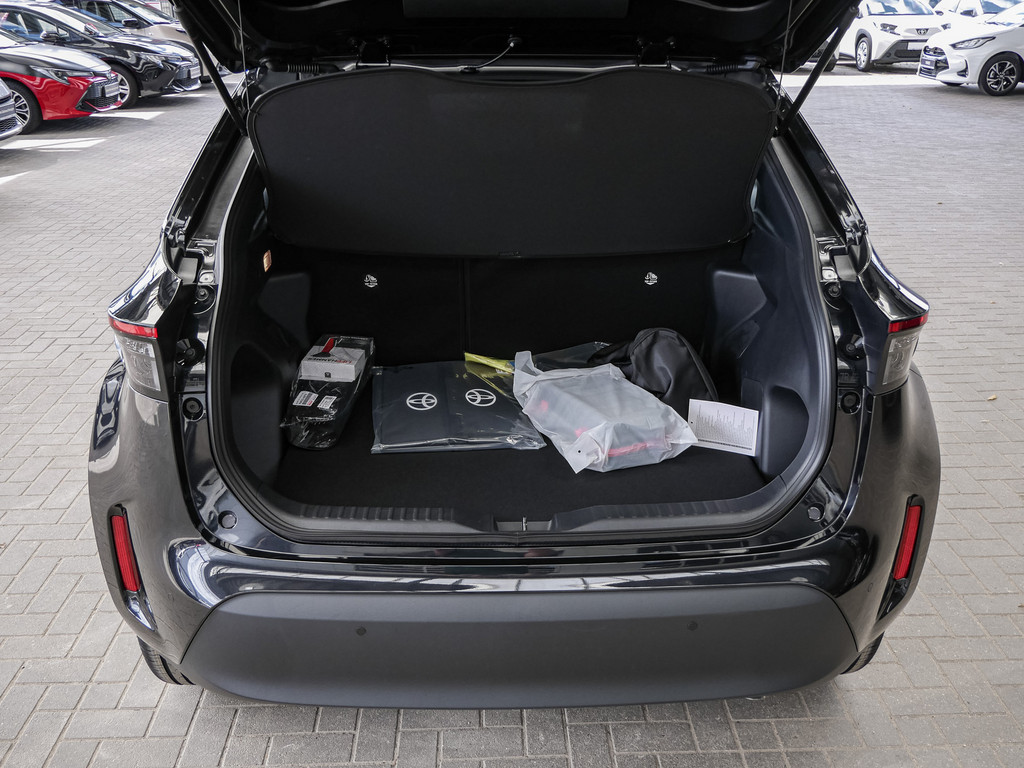Fahrzeugansicht TOYOTA Yaris Cross Hybrid Teamplayer - Bild 13