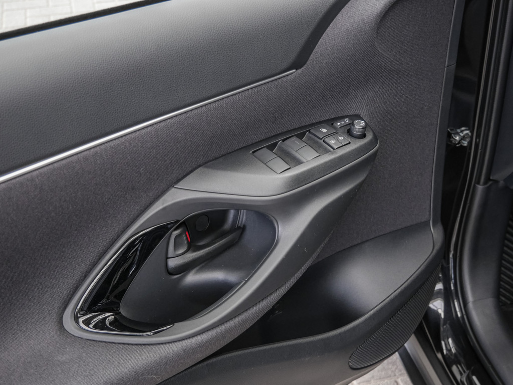 Fahrzeugansicht TOYOTA Yaris Cross Hybrid Teamplayer - Bild 38