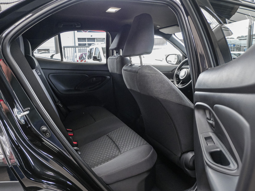 Fahrzeugansicht TOYOTA Yaris Cross Hybrid Teamplayer - Bild 7