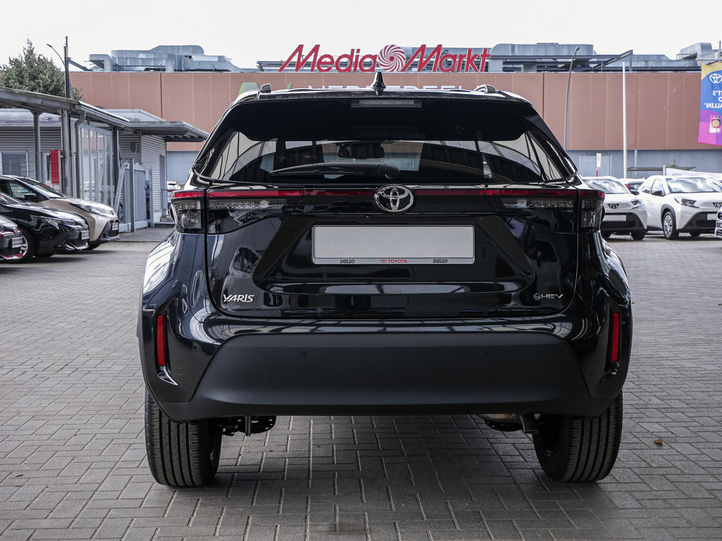 Fahrzeugansicht TOYOTA Yaris Cross Hybrid Teamplayer - Bild 40