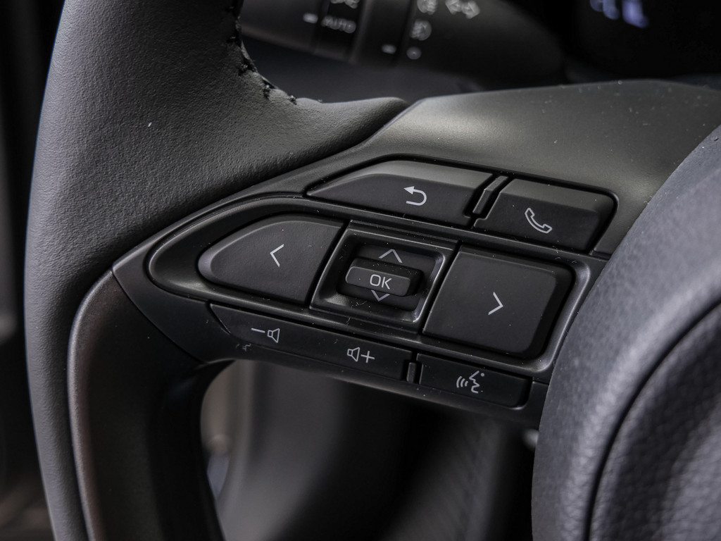 Fahrzeugansicht TOYOTA Yaris Cross HybridTeamplayer - Bild 31