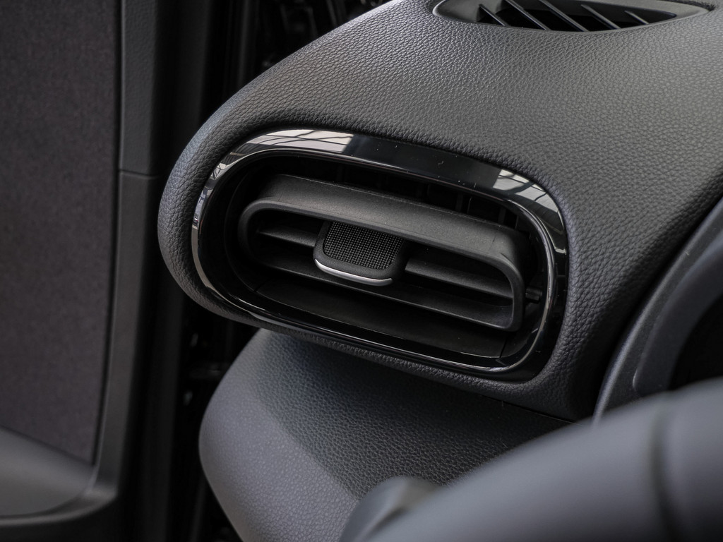 Fahrzeugansicht TOYOTA Yaris Cross HybridTeamplayer - Bild 32