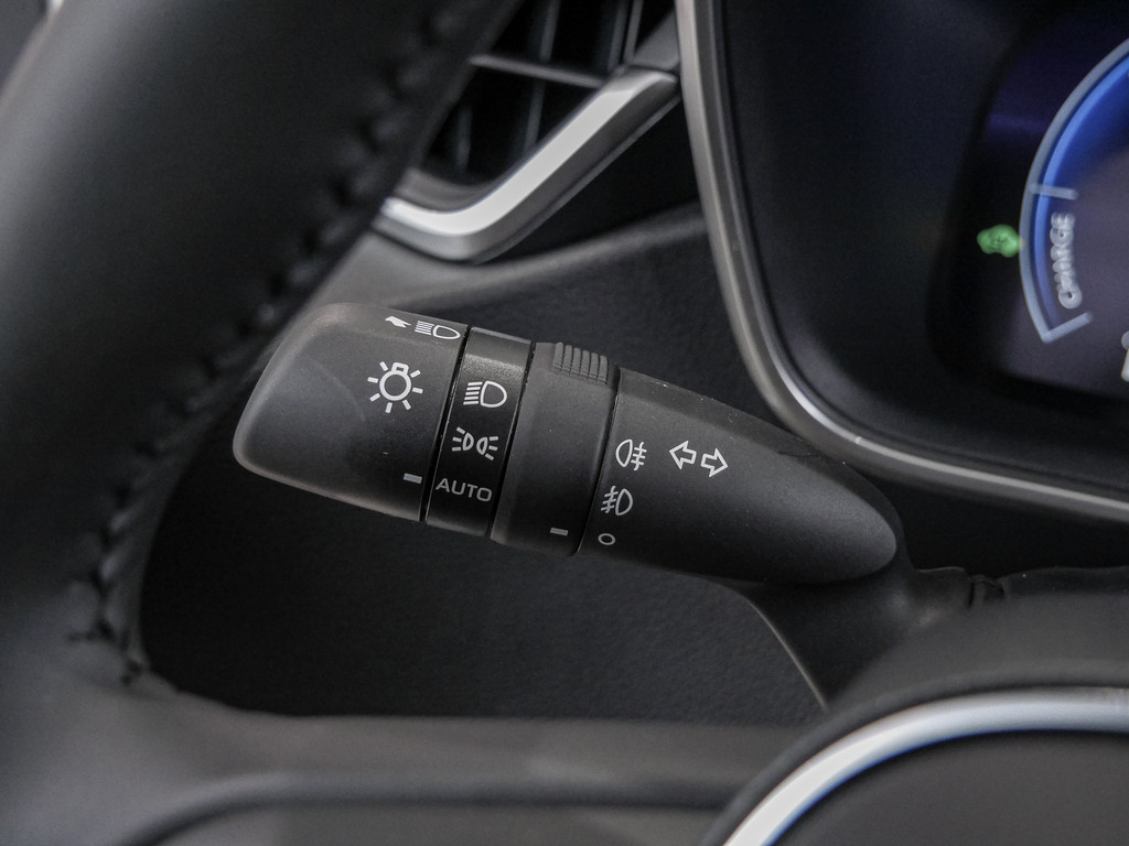 Fahrzeugansicht TOYOTA Corolla TS 1.8 Hybrid Teamplayer - Bild 28