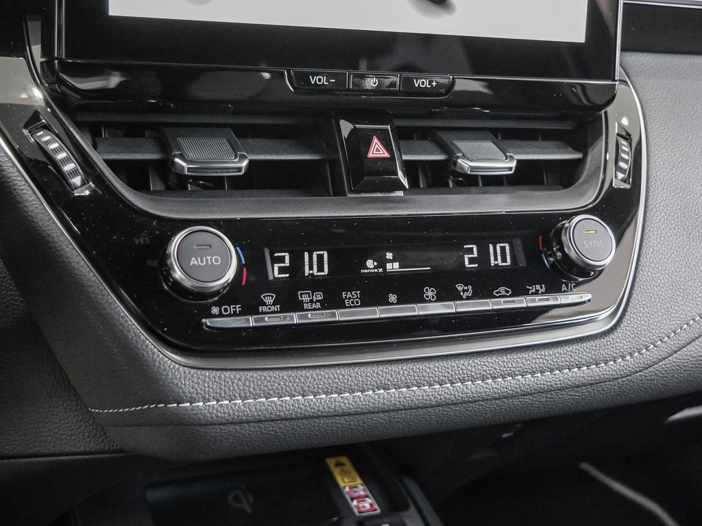 Fahrzeugansicht TOYOTA Corolla TS 1.8 Hybrid Teamplayer - Bild 17