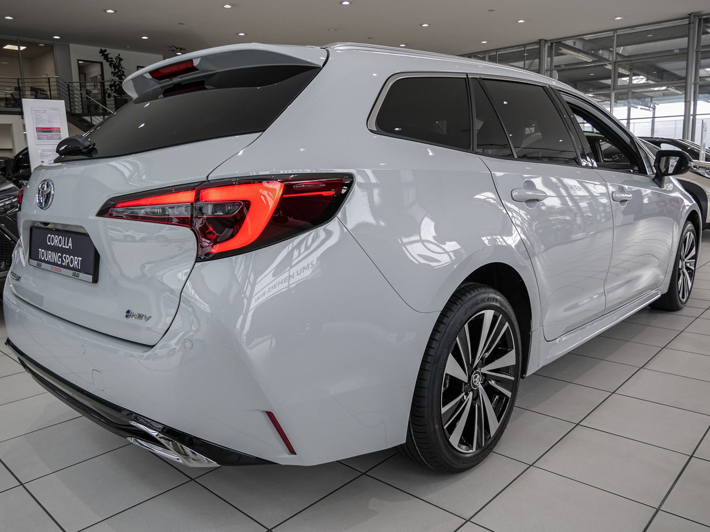 Fahrzeugansicht TOYOTA Corolla TS 1.8 Hybrid Teamplayer - Bild 34